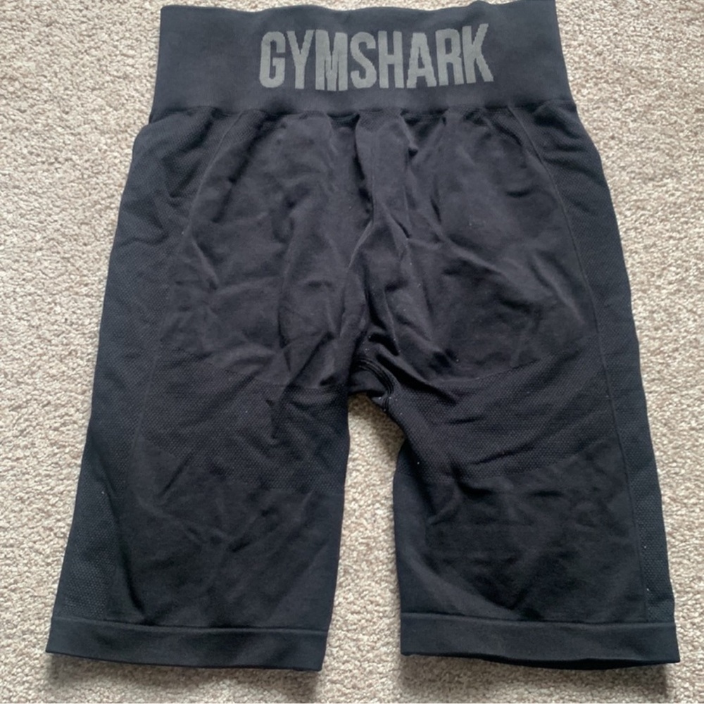 GYMSHARK BIKER SHORTS